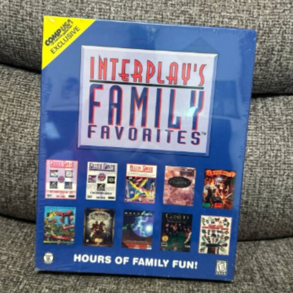 FACTORY SEALED Interplay's Family Favorites Comp USA Exclusive 1996 NIB - Picture 1 of 2